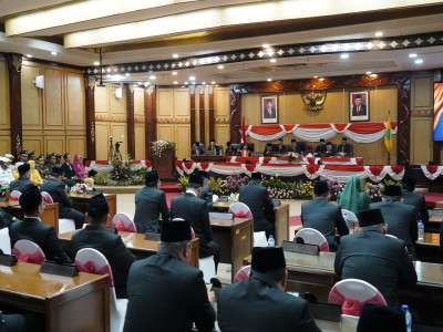 PENGAMBILAN SUMPAH ANGGOTA DPRD KABUPATEN SIDOARJO MASA JABATAMN 2024 - 2029